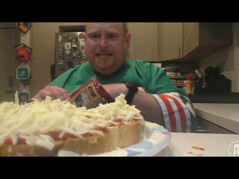 Tank Cooks Football Foods: Garlic Toast Pizza