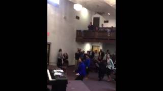 Freddie Combs - Leading Worship!!