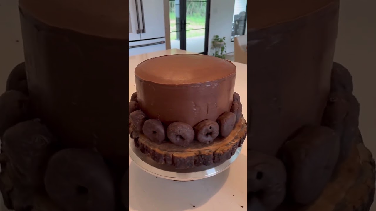 DIY Monster Truck Cake 