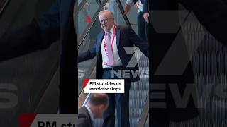Anthony Albanese stumbles as escalator suddenly stops at ALP conference in Adelaide