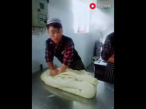 Wideo: Jak Gotować Ujgurskie Lagman
