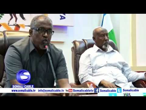 BARLAMANKA PUNTLAND OO KA DOOODAY FARAGALIN AY SHEEGEEN IN SOMALILAND KU HAYSO DEEGAANADEEDA, WAXAYN