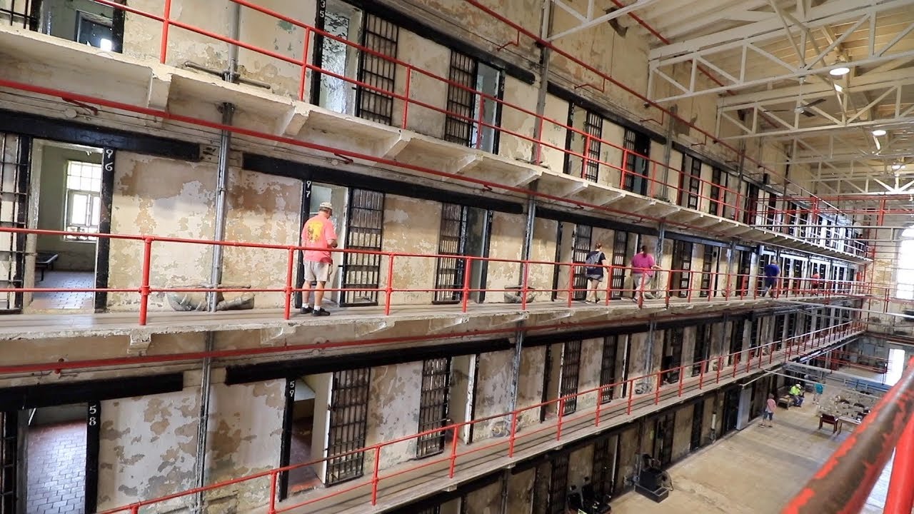 prison tours in the us