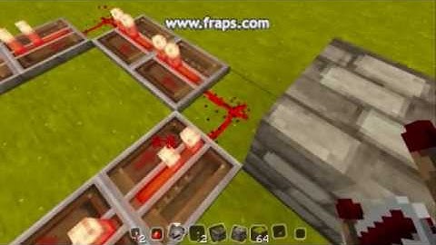 MineCraft: How to build a Redstone Clock! Working (1.3.2)