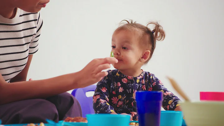 Encourage Children to Try New Foods (with Audio Descriptions)