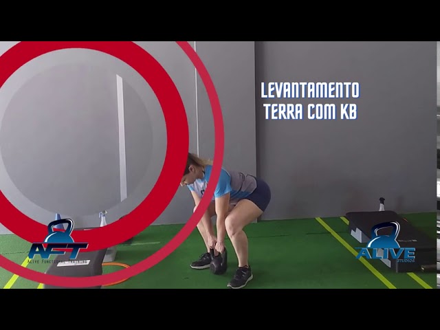 Levantamento terra com kettlebell 