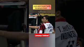 TAUFIK HIDAYAT VS PELATIH VIKTOR AXELSEN: THOMAS CUP 2004