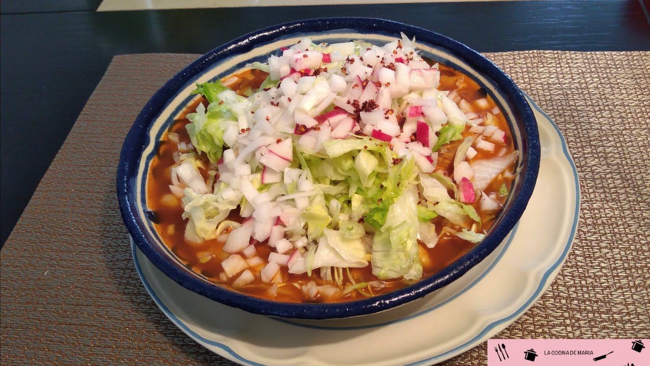 POZOLE ROJO ESTILO SINALOA (RIQUISIMO) - YouTube