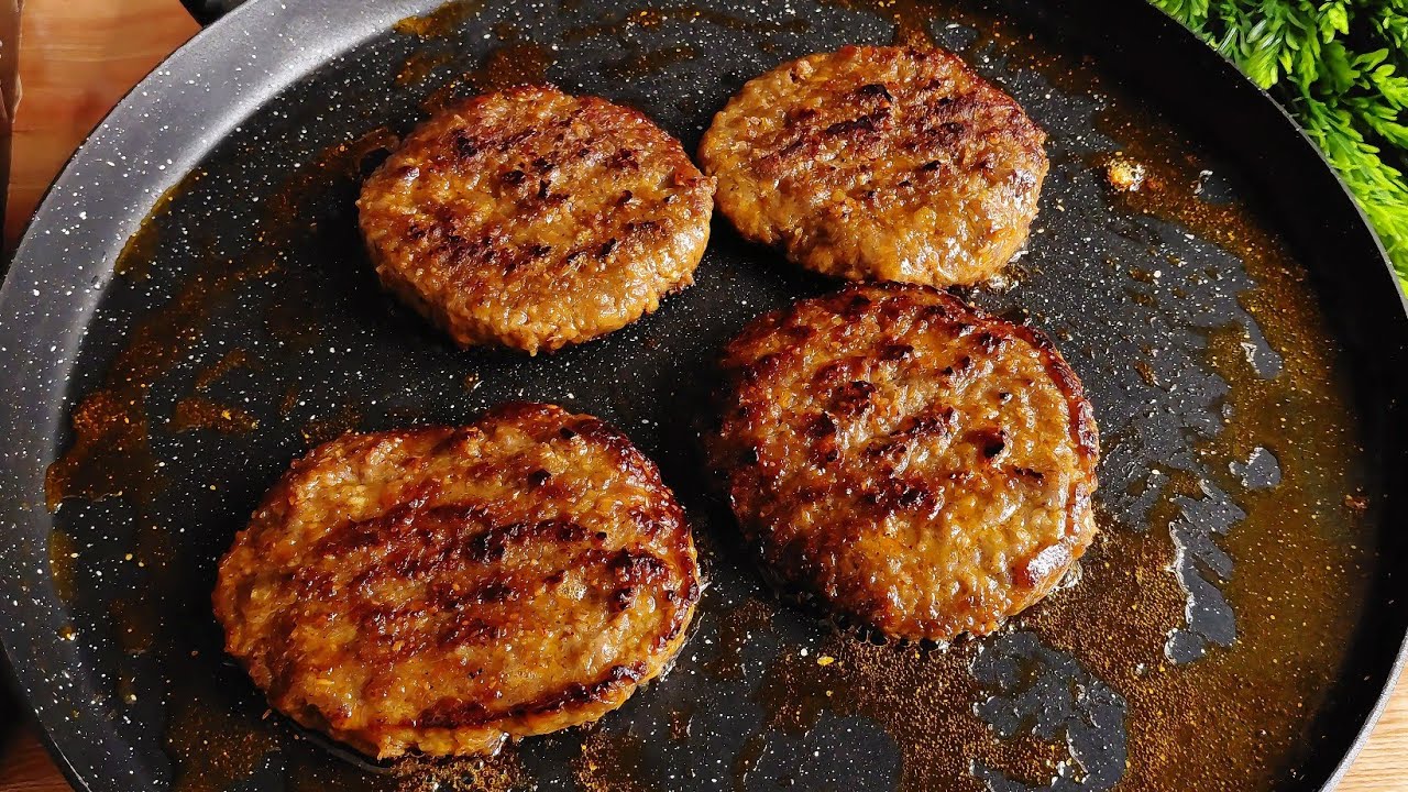 اول تفريزات شهر رمضان🌜 برجر المطاعم بطريقه اقتصاديه استحاله تشتريه من بره تاني بعد الفيديو ده 👌😍