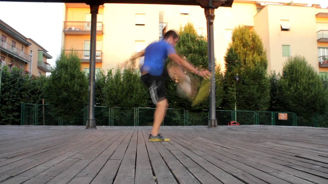 Gunther Celli : Colors combos football freestyle calcio