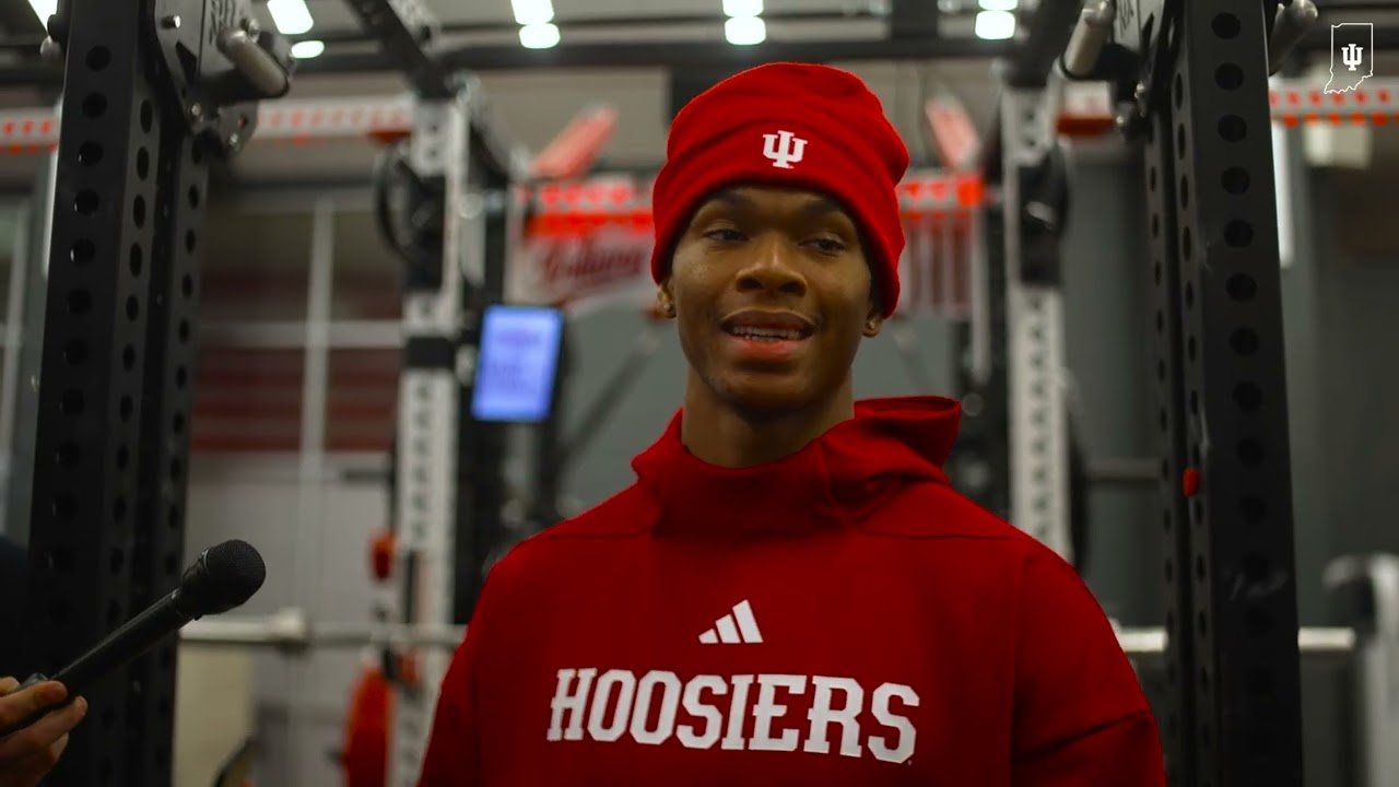 Доступность материалов для СМИ после матча с Э. Дж. Уильямсом: Калифорнийский университет в Лос-А...