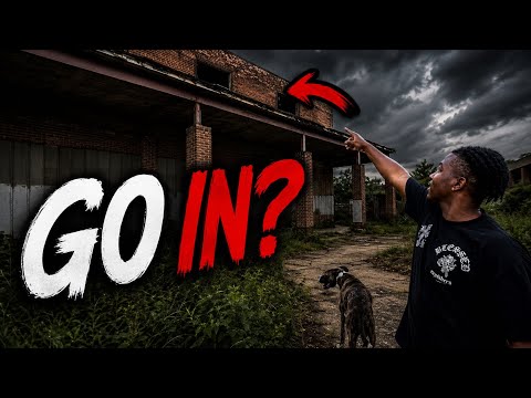 We Tried Exploring This Abandoned Building…