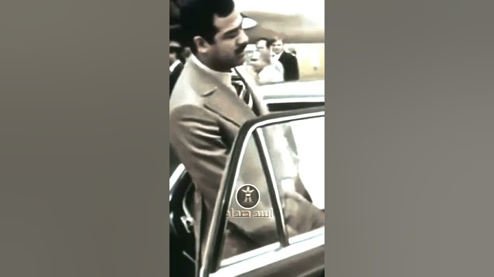 لماذا يستخدم صدام حسين هذه الطريقة بصعود السيارة 🙄