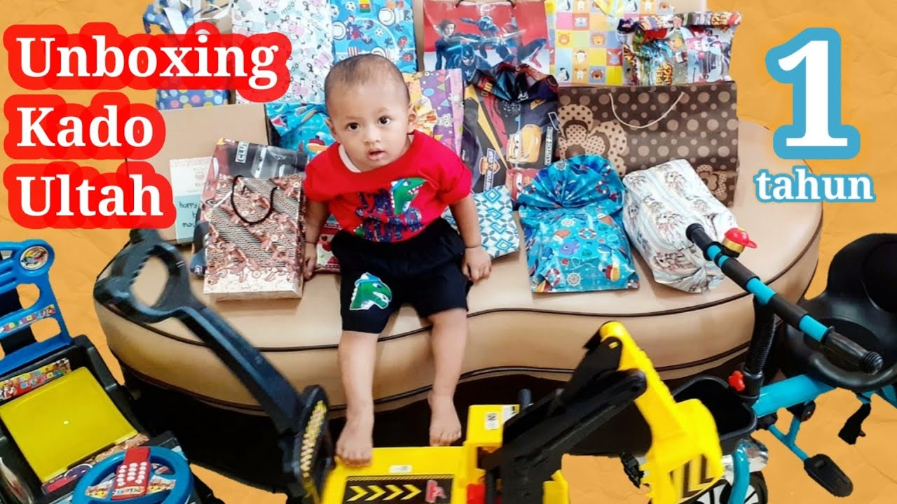 Unboxing Kado Anak Ulang Tahun Pertama Youtube