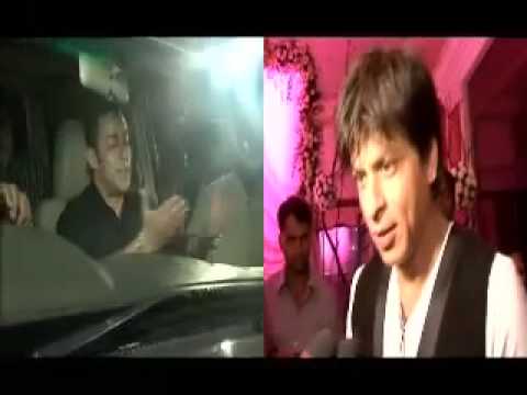Videó: Különbség Salman Khan és Shahrukh Khan Között