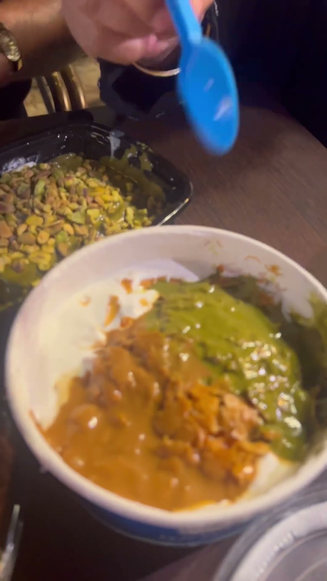 B .LABAN😋🇸🇦 ️😍My favourite is Mango qushtuta,Pistachio &amp;Nutella kosheri ...