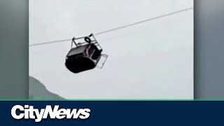 Eight rescued from stranded Pakistan cable car