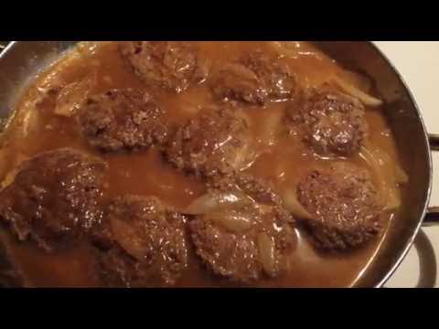 Hamburger patties with onions and gravy #cooking #Naturalhair #makeup