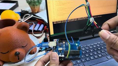 Most Beginner-Friendly Arduino Project: WS2812B  Addressable Traffic Light!
