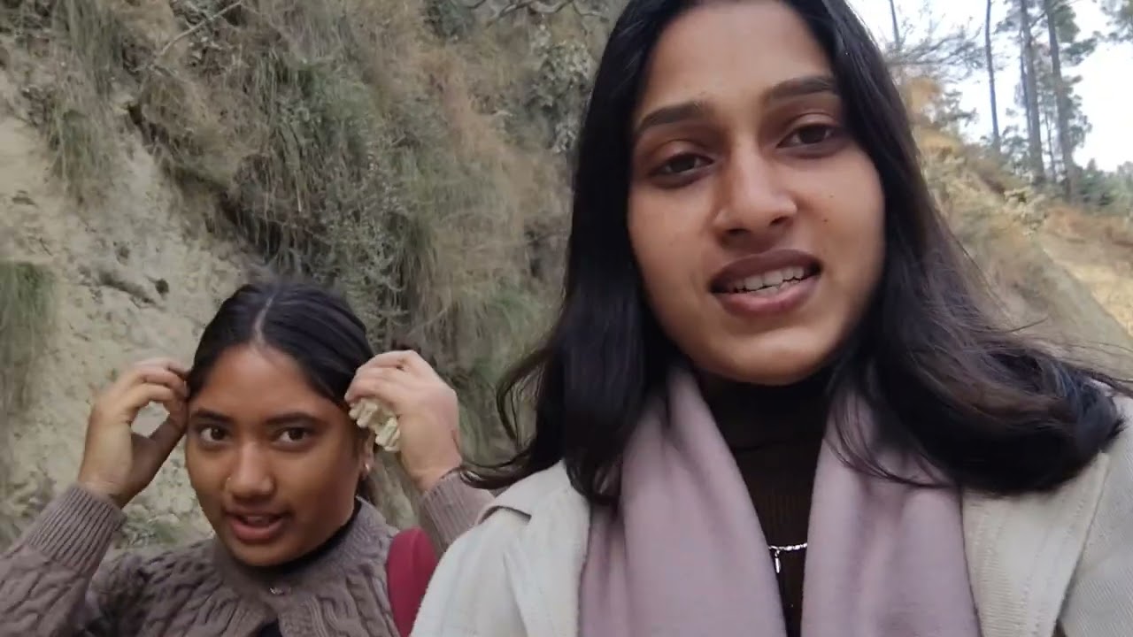 Sisters ke collage 