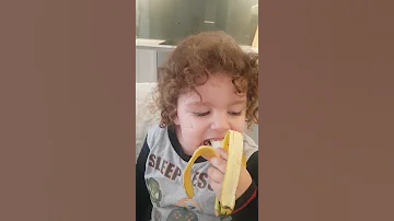 طريقة أكل موز 