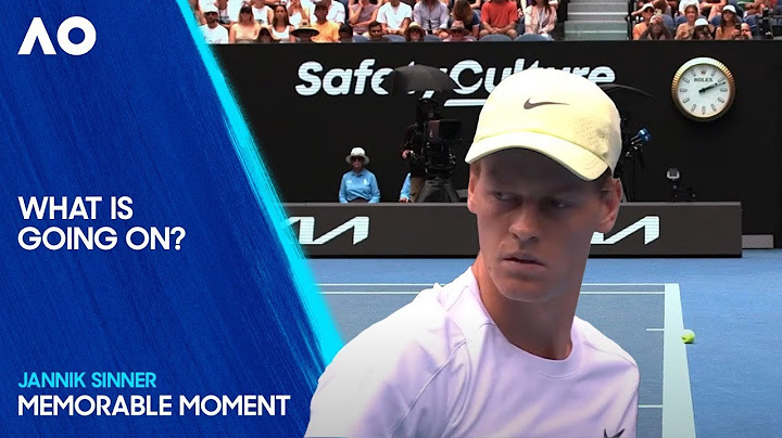 Jannik Sinner Bizarrely Leaves Ball on the Line | Australian Open 2025