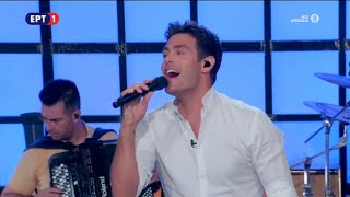 Kostas Martakis - Greek Summer Hits Live Medley (Sta Tragoudia Leme Ne)
