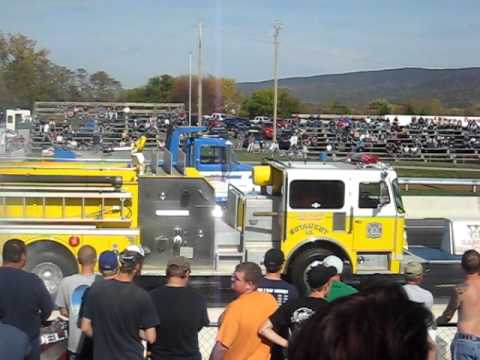 #1 Seagrave Fire Engine Burnout Diesel Drag Race 10-24-10 Mason Dixon TestnTune