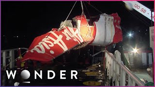 AirAsia Flight 8501 Crashes In The Ocean With 162 Passengers On Board | Mayday Series 16 Episode 09