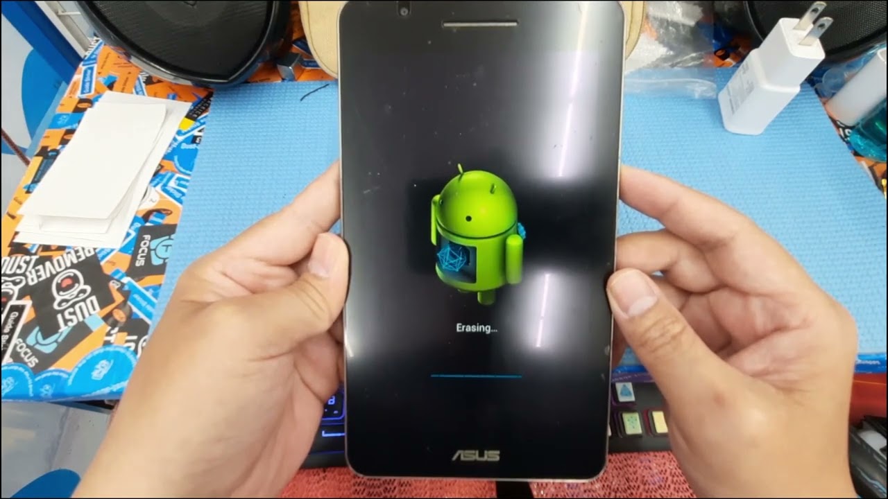 วิธีรีเซ็ต ASUS Fonepad 7 Hard Reset