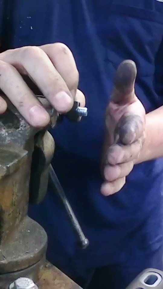 how-to-cut-a-bolt-shorter-shorts-youtube