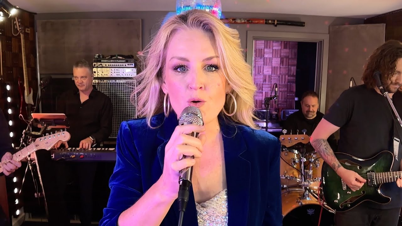I Love the Nightlife (Disco Round) | Alicia Bridges | Live Band performance | Sing It Live I Love the Nightlife (Disco Round) | Alicia Bridges | Live Band performance | Sing It Live