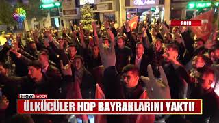 Ülkücüler HDP bayraklarını yaktı! Resimi