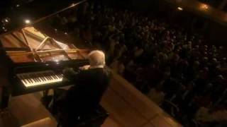 Barenboim plays Beethoven Sonata No. 32 in C Minor Op. 111 1st Mov.