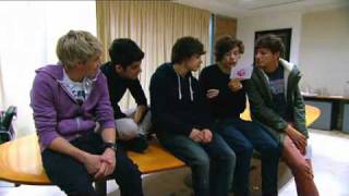 One Direction 4music Interview (13/09/2011)