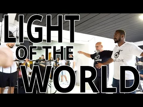 The Light of the World | A Luz Do Mundo By Shane W Roessiger - English & Portuguese