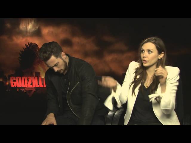 EM 2014, ELIZABETH OLSEN E AARON TAYLOR- JOHNSON FORAM UM CASAL EM  GODZILLA. UM ANO DEPOIS, EM 2015, ELES FORAM OS IRMÃOS GÊMEOS MAXIMOFF NA  MARVEL! QUE DOIDERA ISSO, NÉ?! - iFunny Brazil