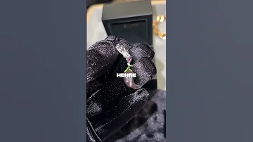 En 60 000kr Navel Piercing Till Ice Spice 