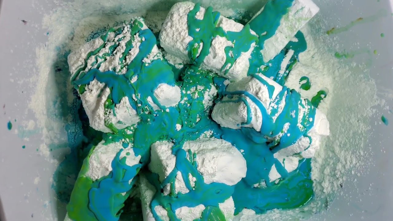 Setup + Chalkness Monster Gym Chalk Crush with Cornstarch and Cornstarch Paste