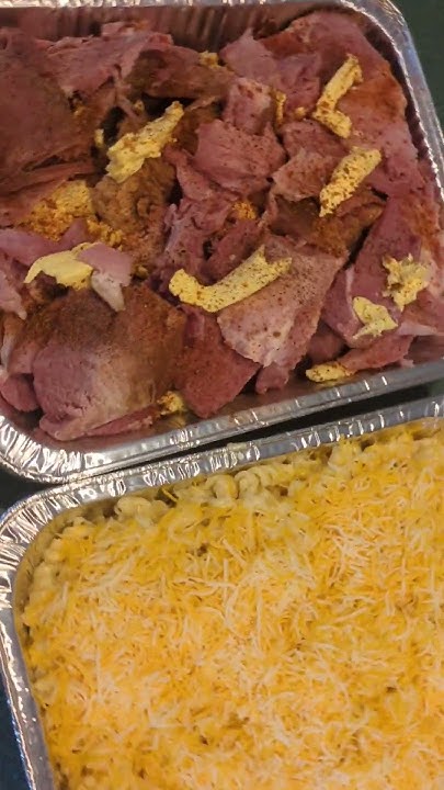 meal-prep-for-christmas-christmas-mac-macandcheese-ham-pork-food