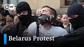 More than 100 arrests in Belarus protests | DW News