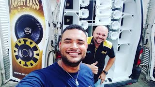 MOSTRANDO O CARRO SHOW DA EROS COM 6 TARGET BASS 3.3K PRO COM MEDIO 712 PRO , som automotivo