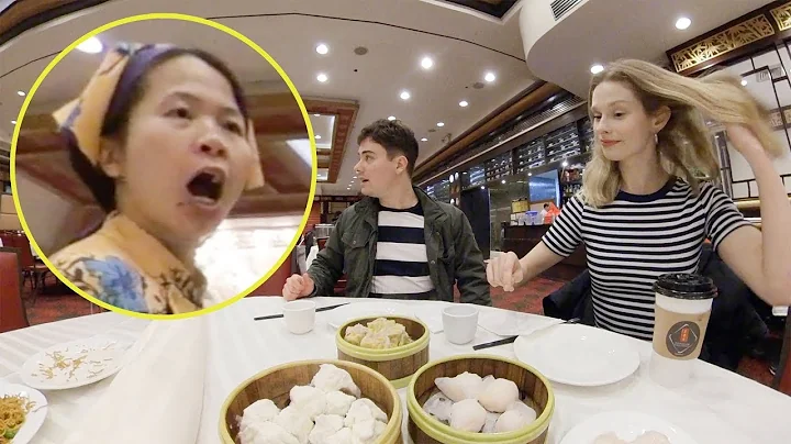 White Girl Orders in Perfect Chinese, THIS happened...