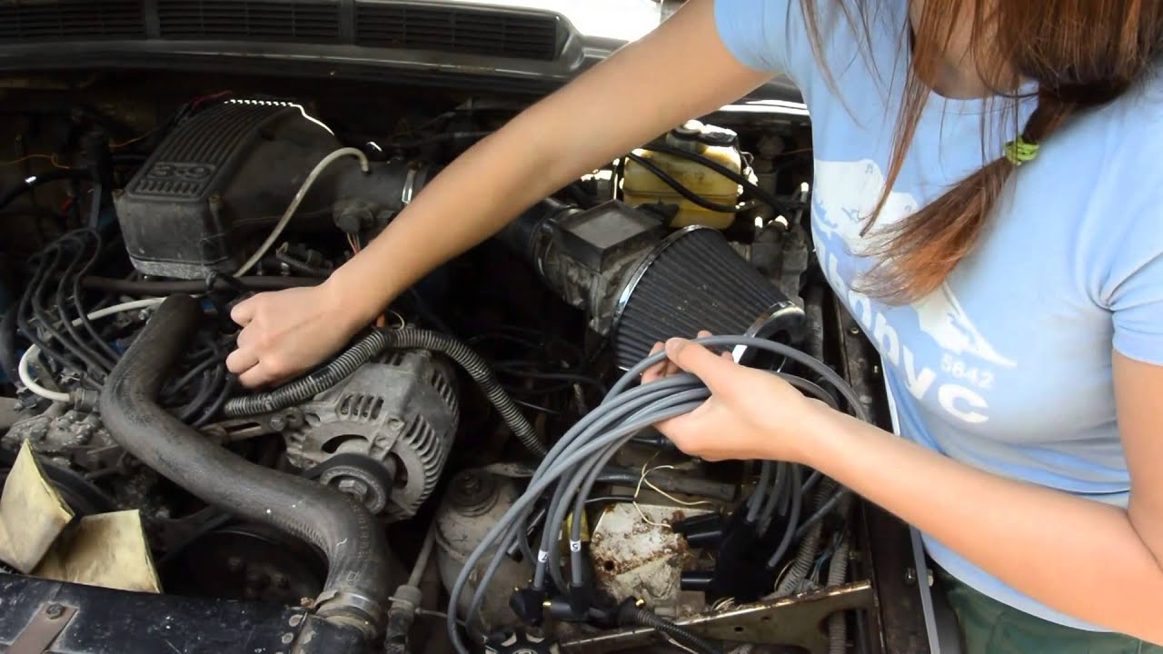 Силикон под капотом или замена высоковольтных проводов. Range Rover Classic Силикон под капотом или замена высоковольтных проводов. Range Rover Classic