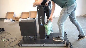 How to uncrate the Robotiq Palletizing Solution PE series with an e Series Universal Robot