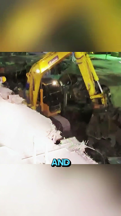 How Japan Quietly Demolishes Buildings 😳