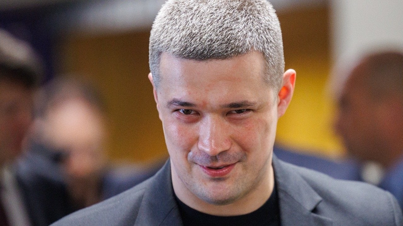 Įvardijo galimas gynybos ministro pasitraukimo priežastis: V. Zelenskis pradeda daryti klaidas