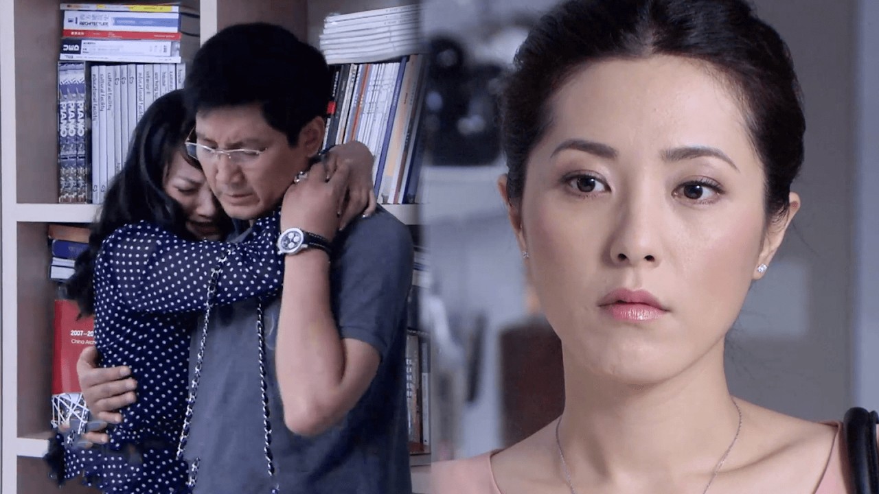 Узнав о беременности любовницы мужа, жена слезами попросила развод.