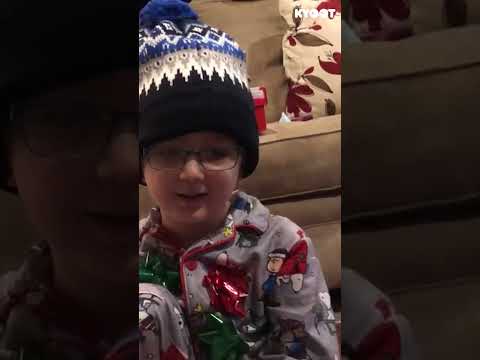 Kids always love the CHEAPEST gift! 🎁 #christmas #kids #holidays #funny #shorts