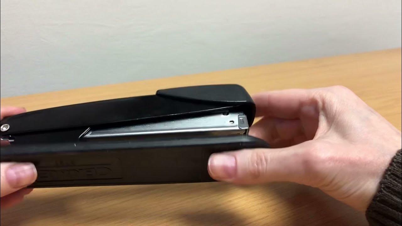 How to put staples in a stapler YouTube